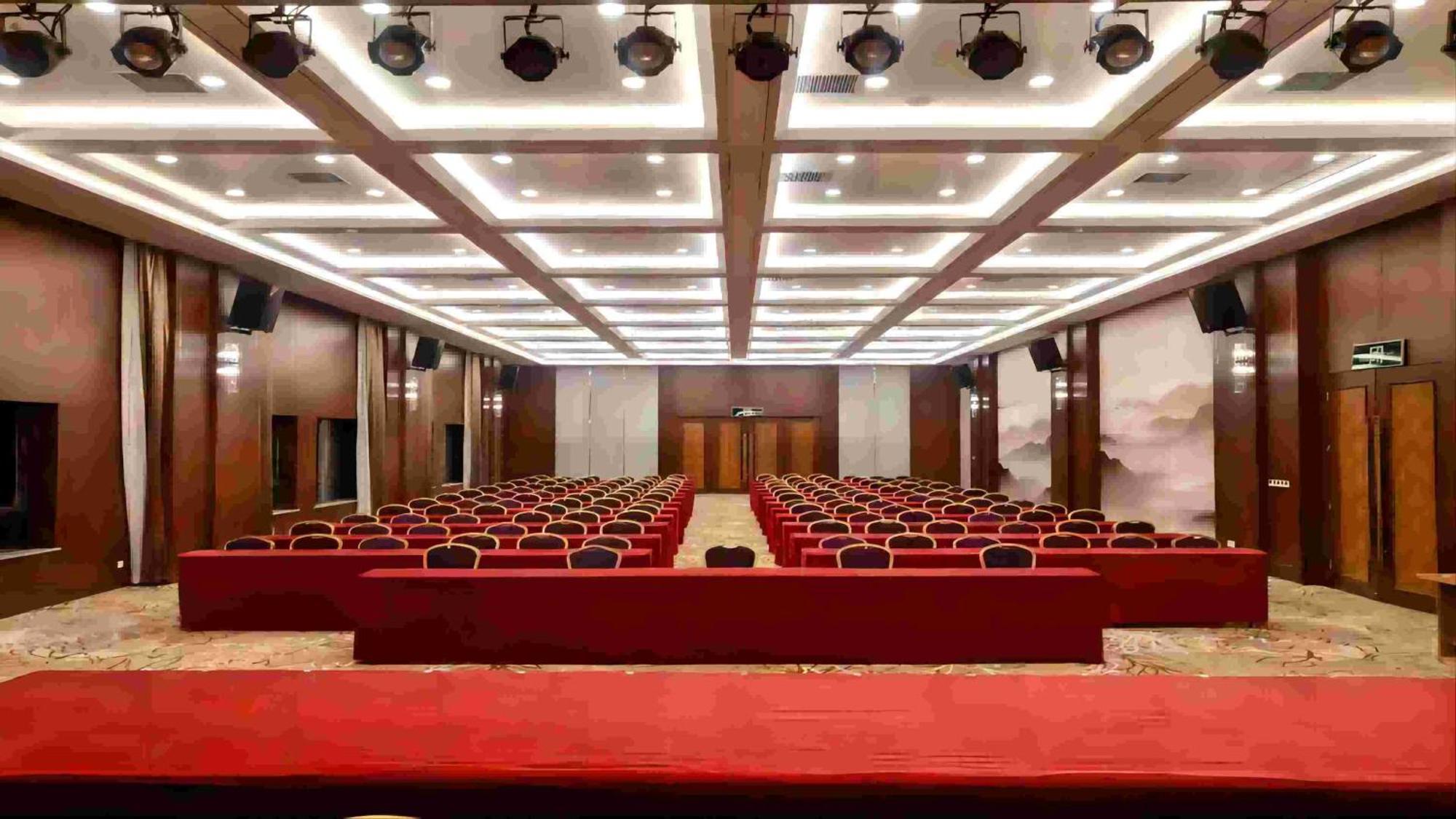 Holiday Inn Express Zhengzhou Airport By Ihg Xinzheng  Exterior foto