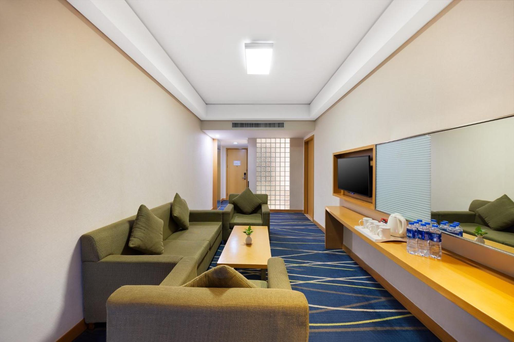 Holiday Inn Express Zhengzhou Airport By Ihg Xinzheng  Exterior foto